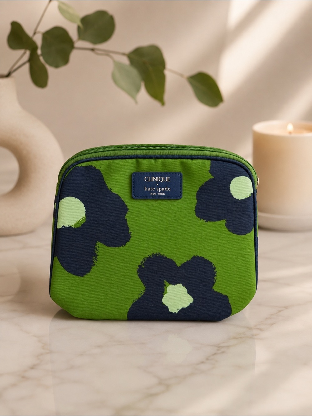 NWOT Clinique Kate Spade Green and Navy Floral Cosmetic Pouch